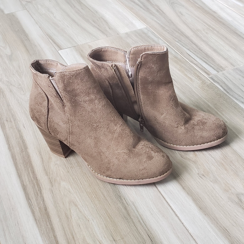 Charles Albert | Brown Vegan Suede Booties